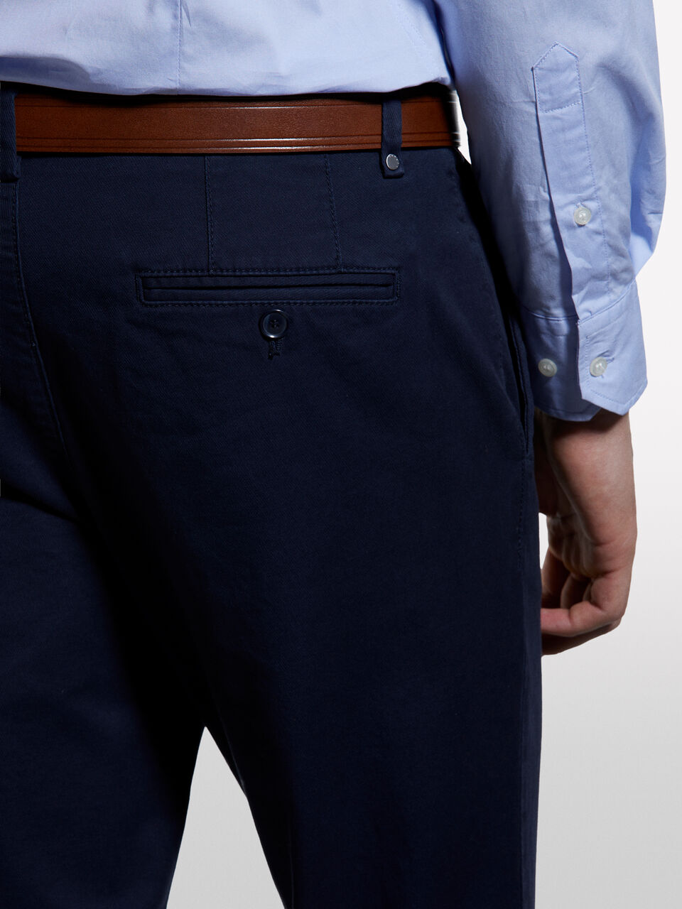 TROUSERS Men image number null