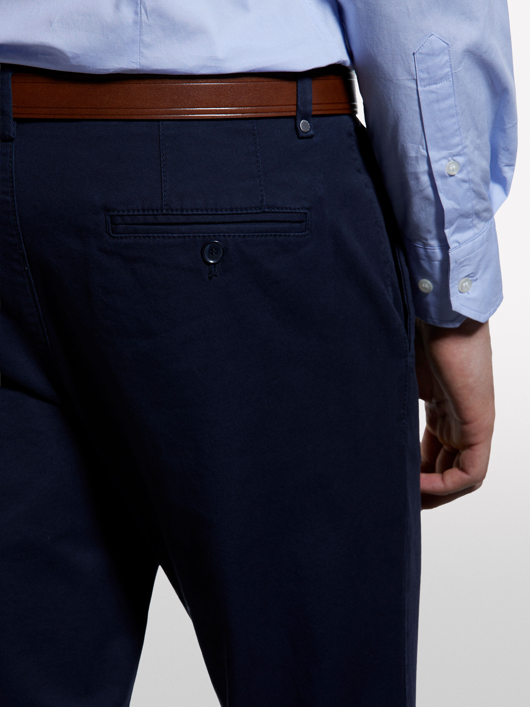 TROUSERS Men image number null