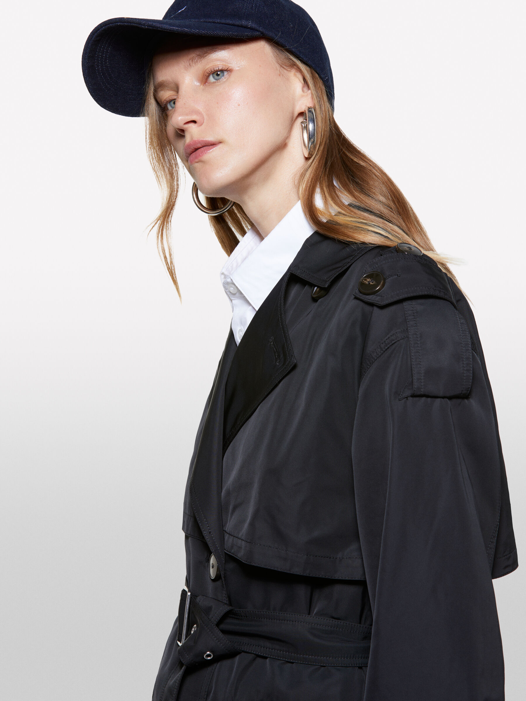 COAT Women image number null