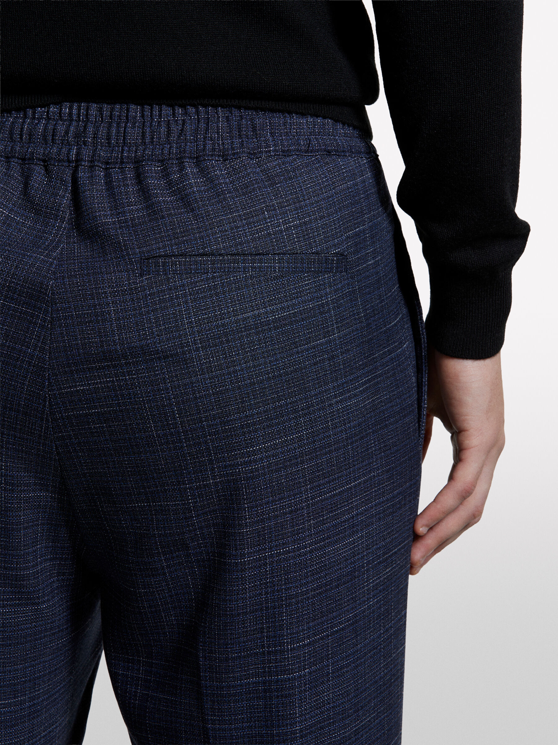 TROUSERS Men image number null