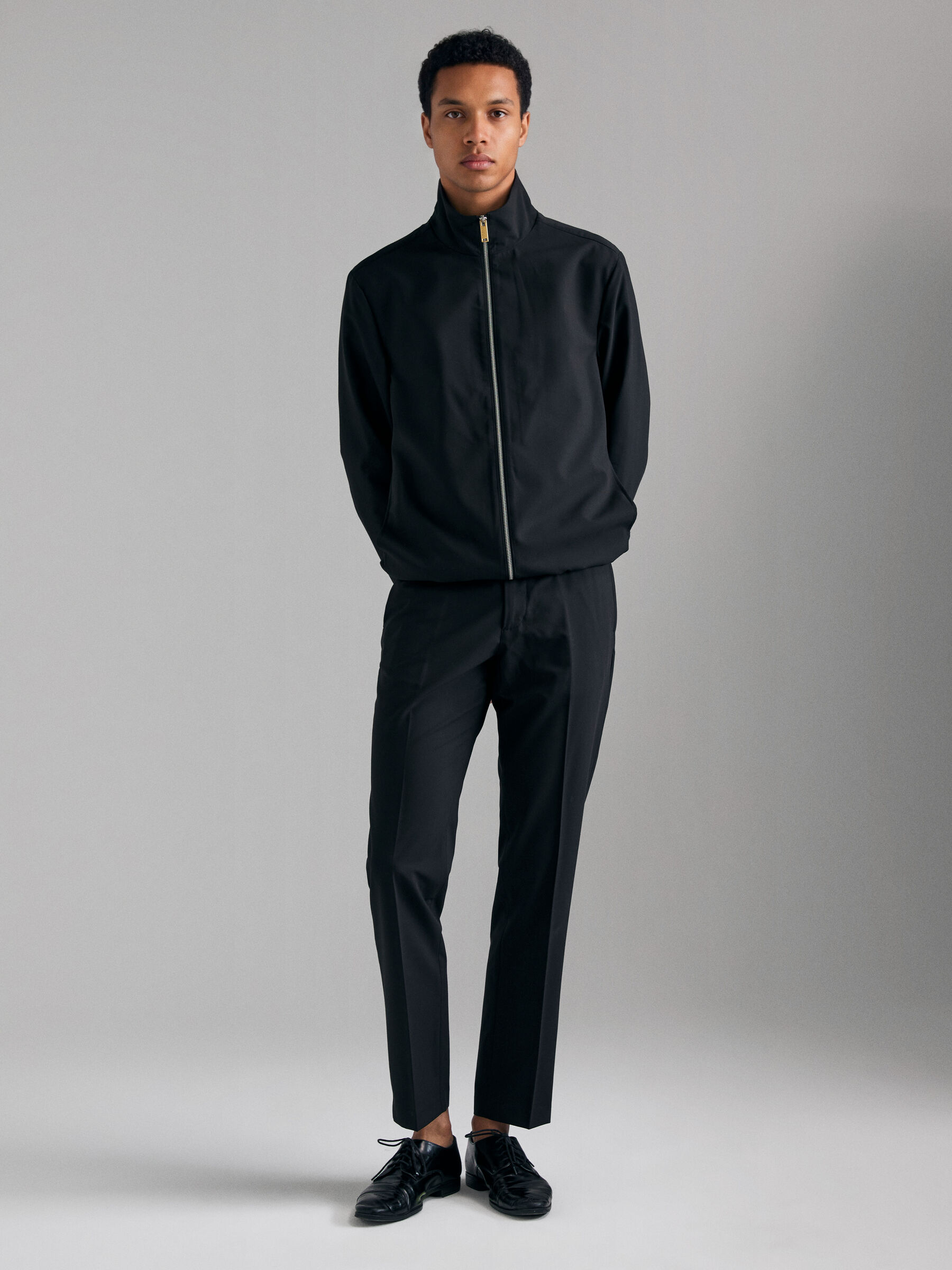 TROUSERS Men image number null