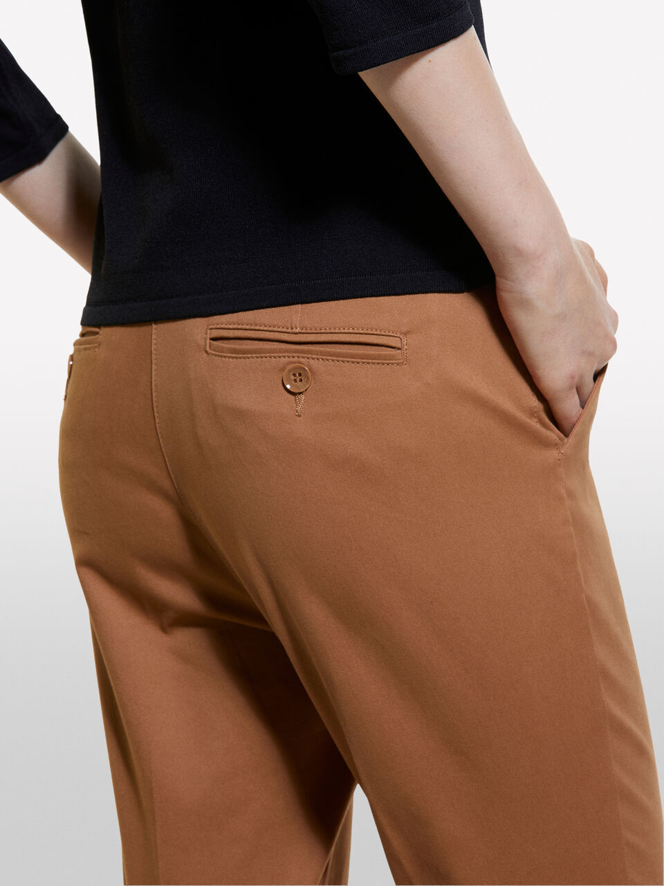 TROUSERS Women image number null