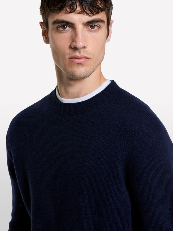 Crew neck sweater in wool blend - men's crew neck sweaters | Sisley