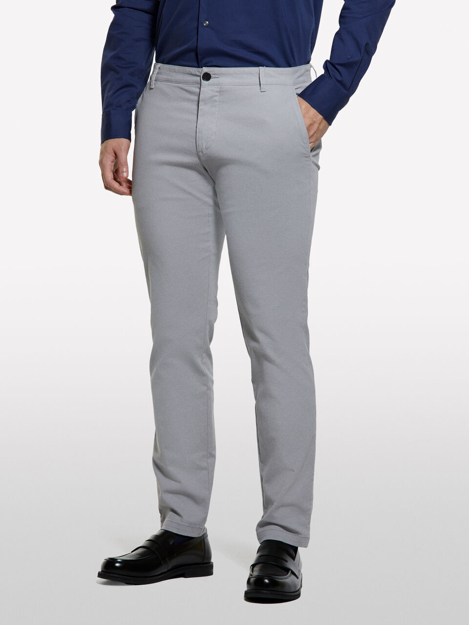 TROUSERS Men image number null