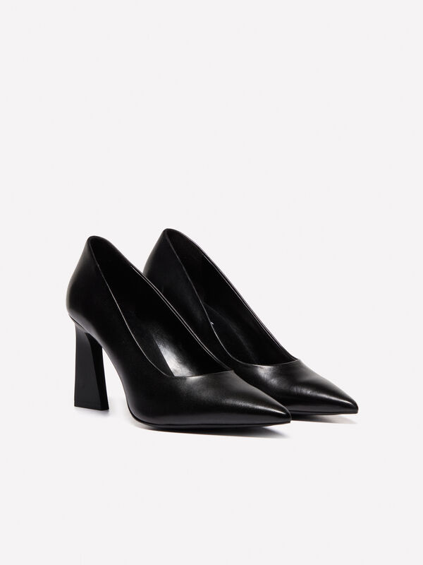 Shoes with heel in 100% leather - women's heels | Sisley