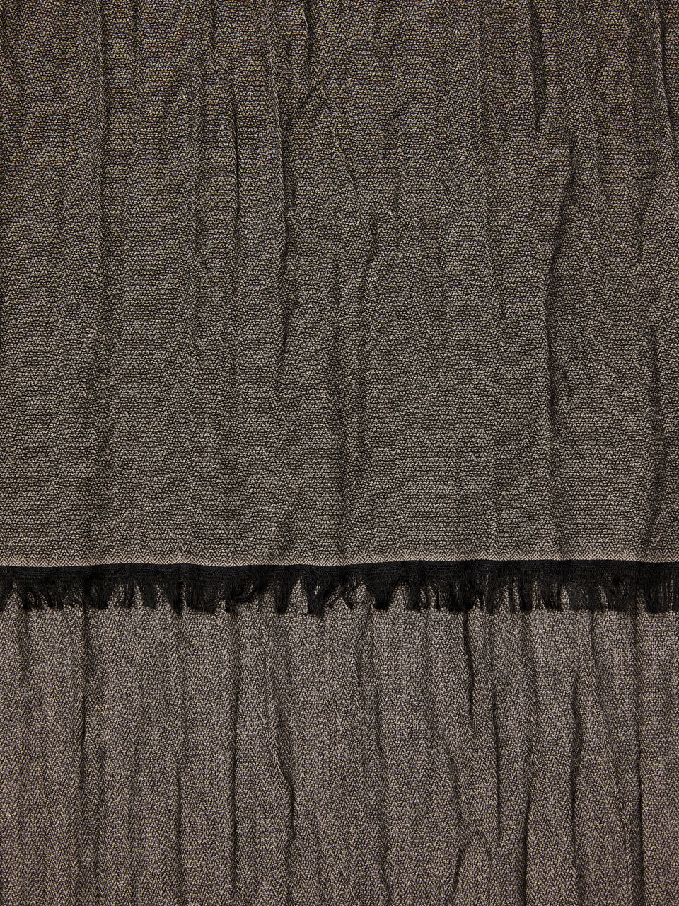 SCARF Men image number null