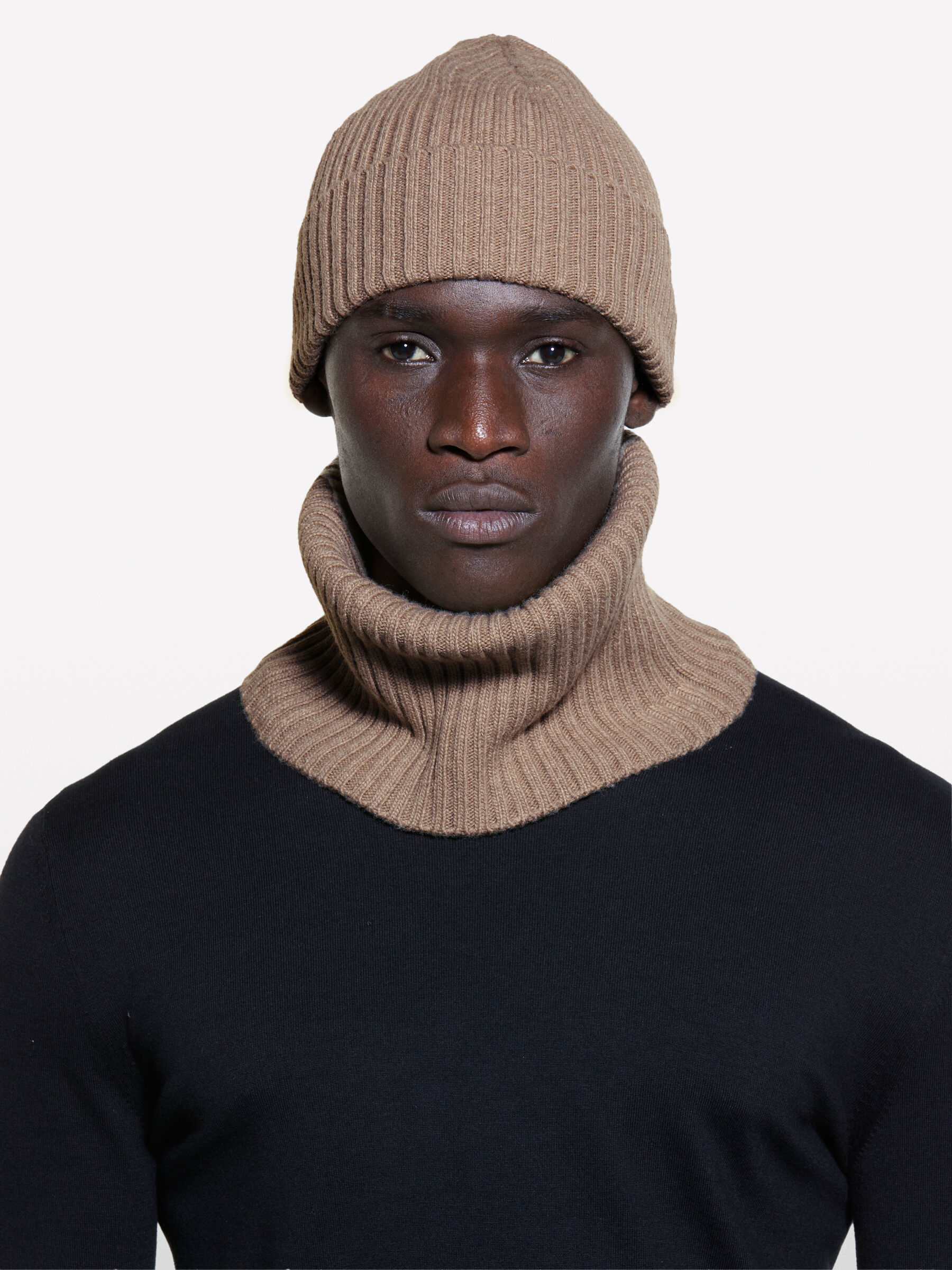 Brown knit cap clearance
