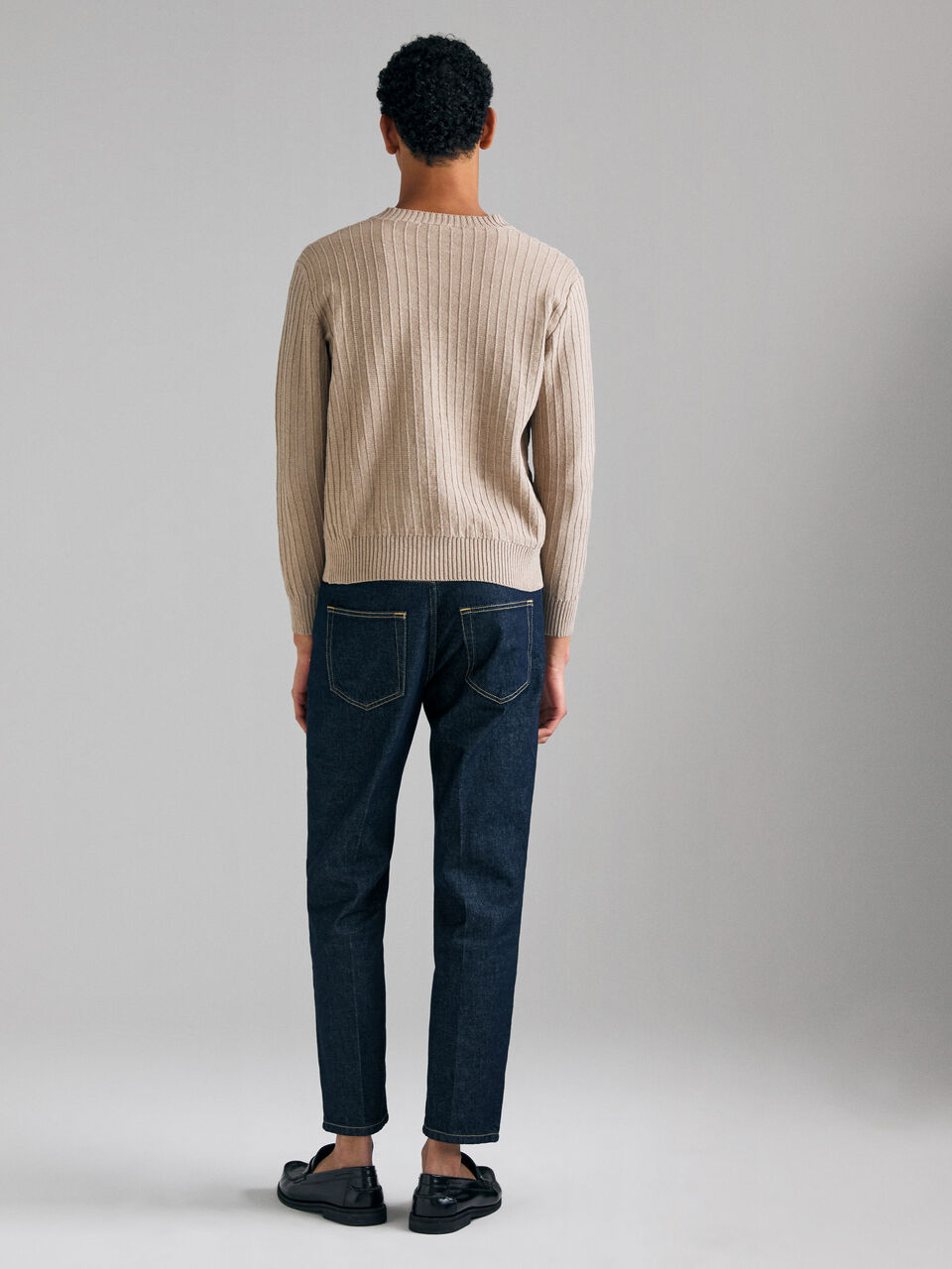 V NECK SWEATER L/S Men image number null