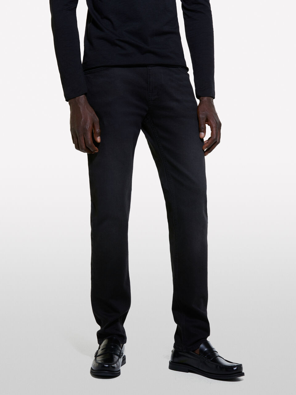 TROUSERS Men image number null