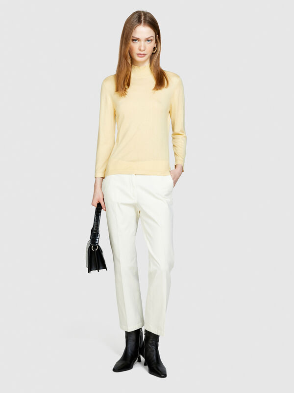 Cropped trousers Women