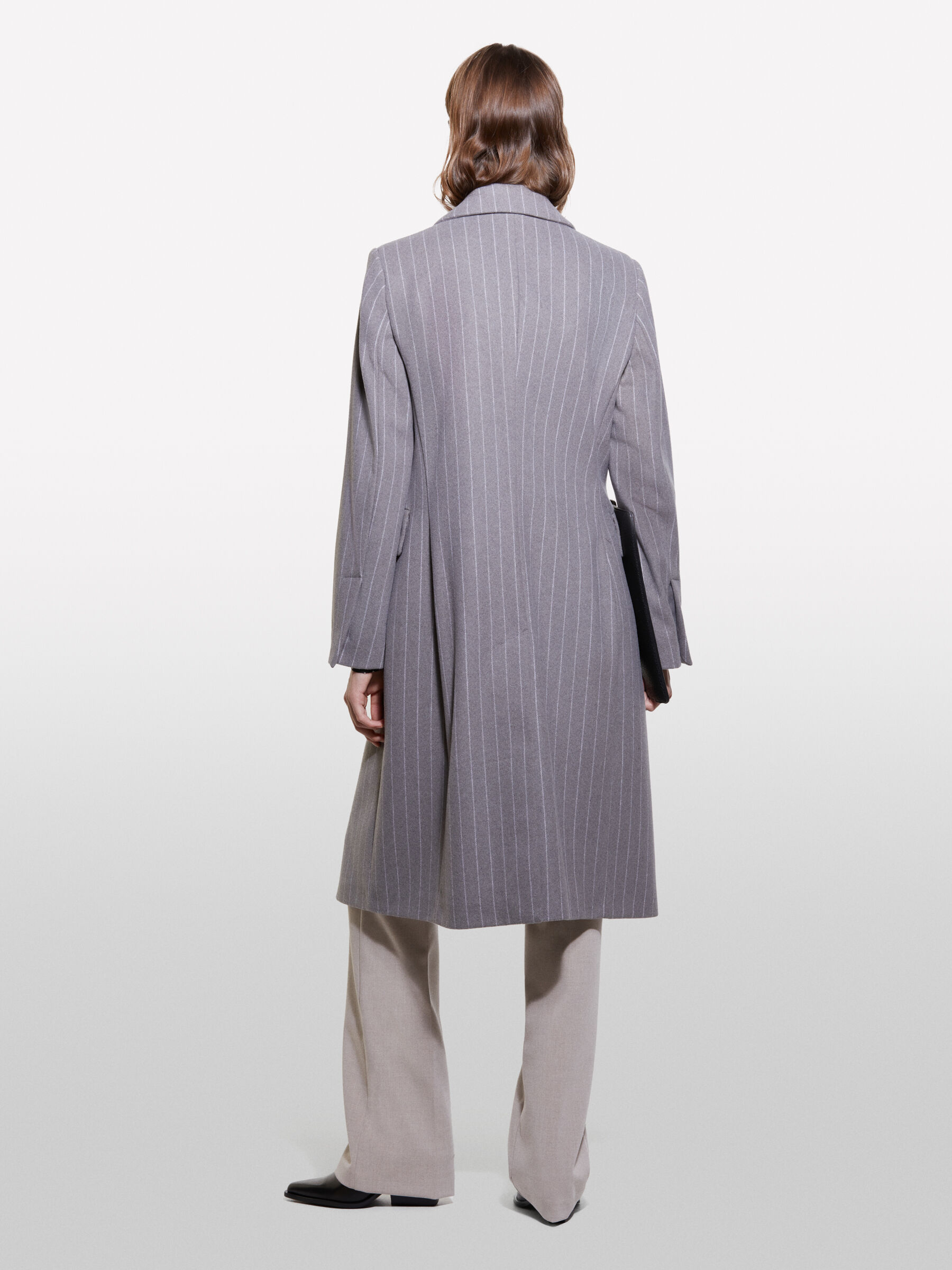 COAT Women image number null