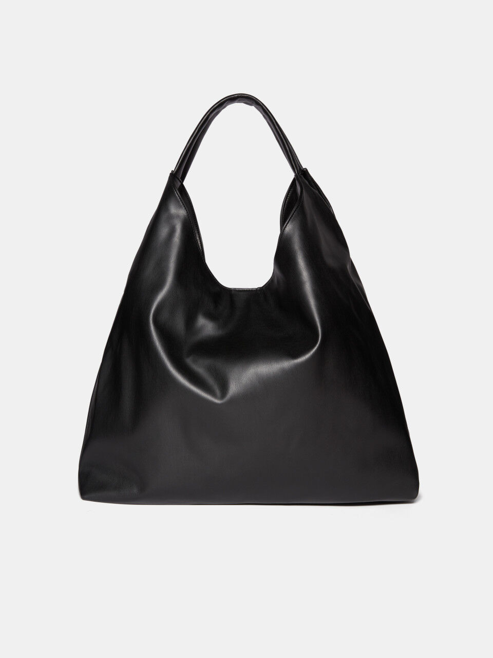 Duffle bag with clutch