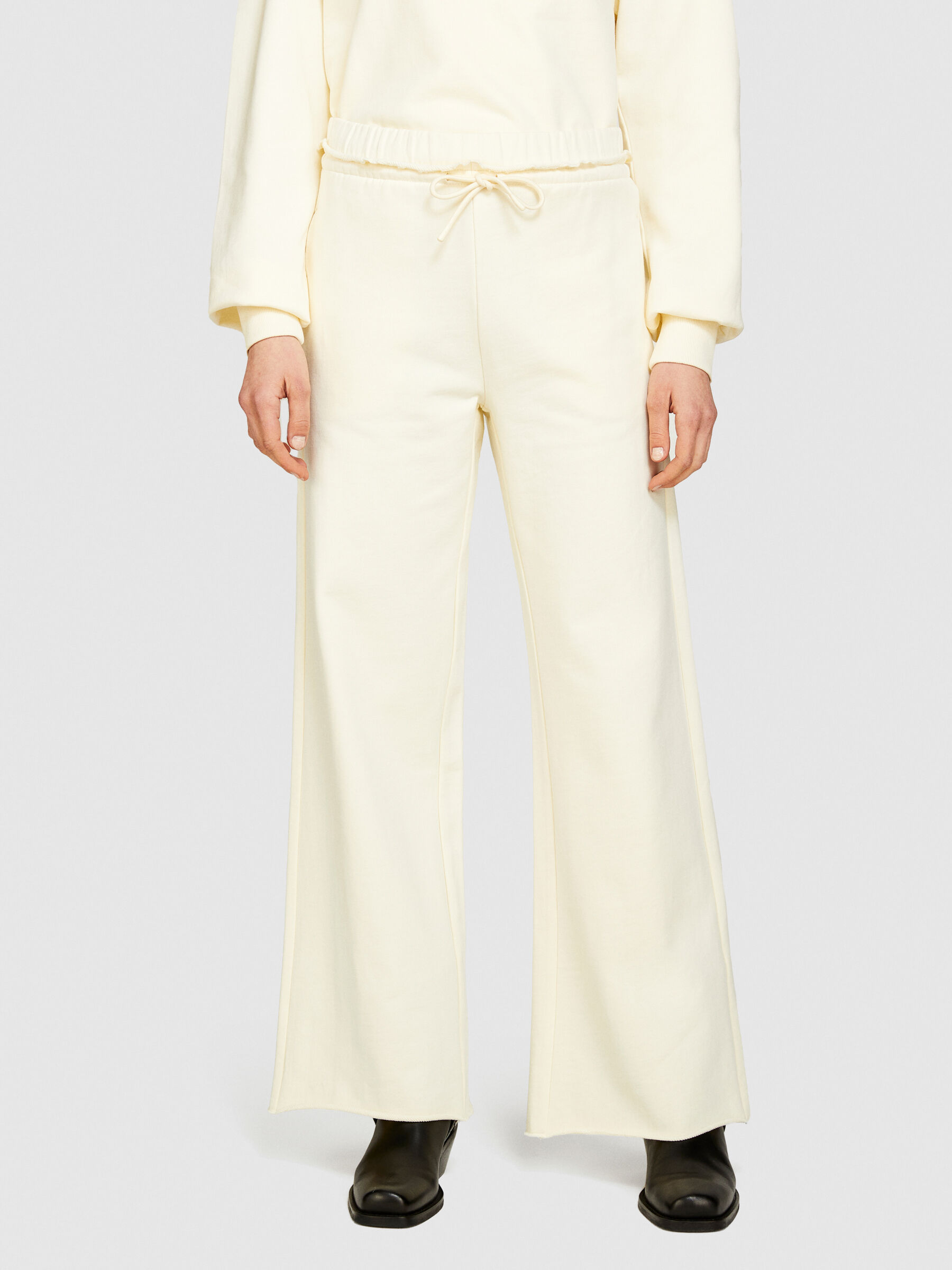 Flare sweatpants with discount pockets