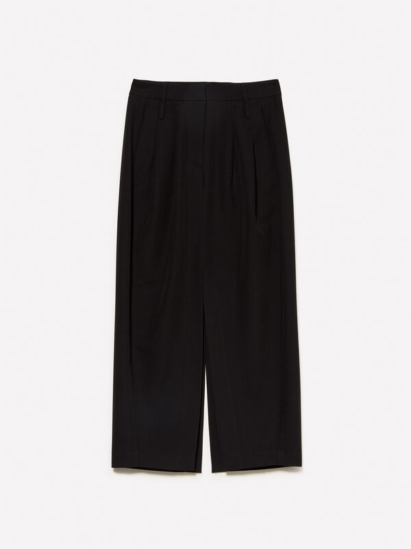 Black midi skirt with slit - women's midi skirts | Sisley