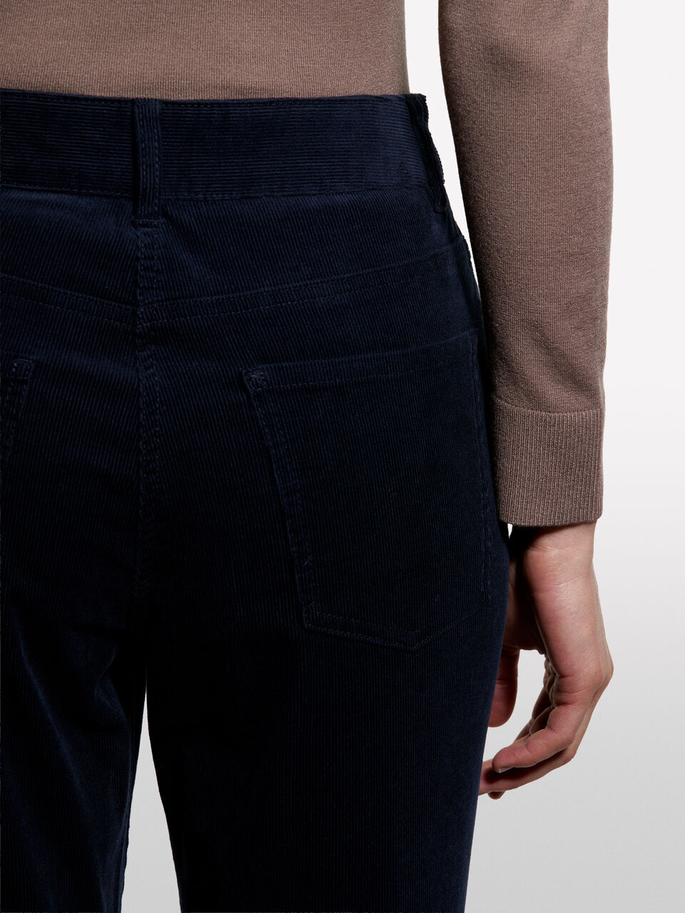 TROUSERS Women image number null