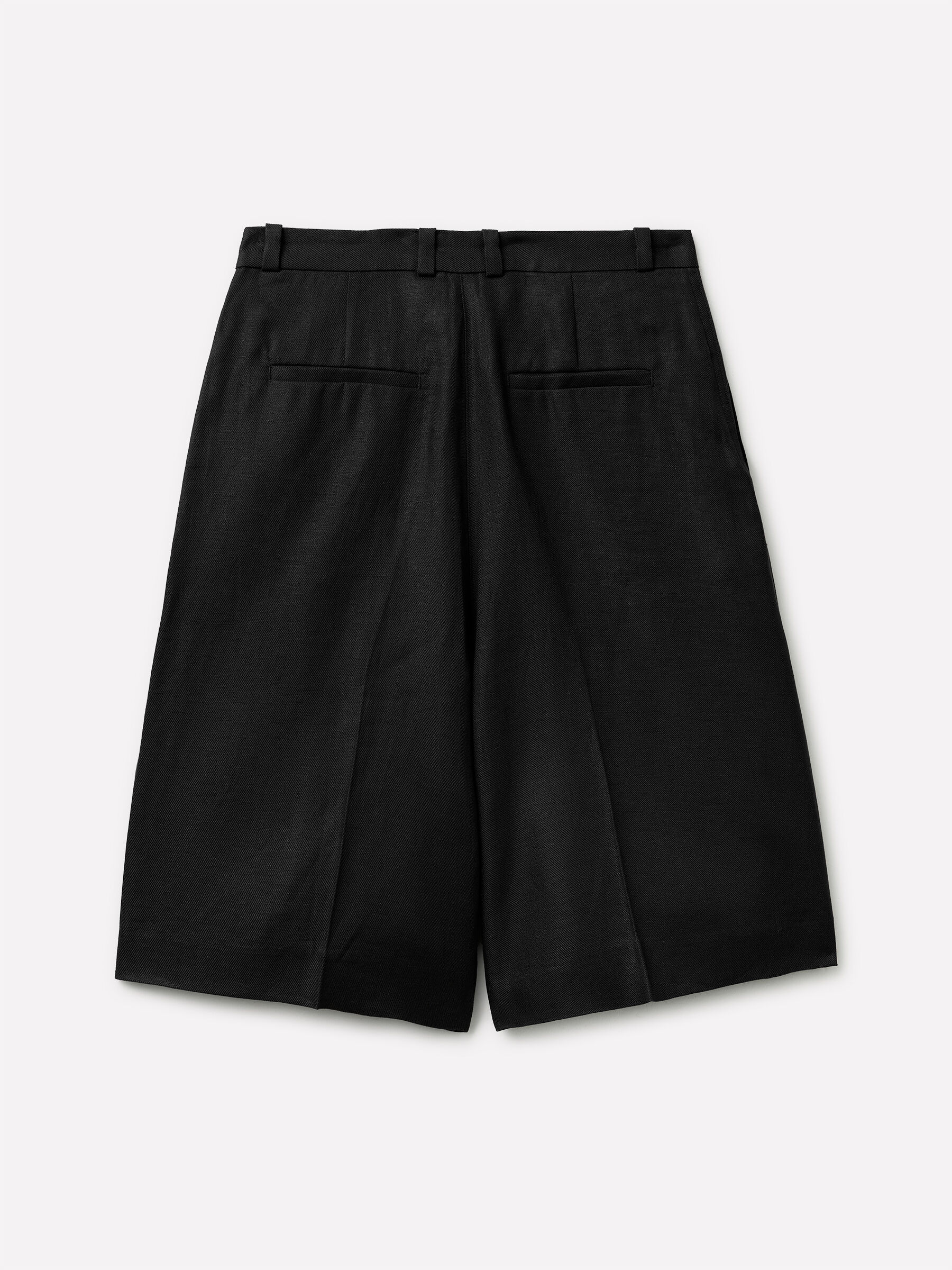 BERMUDA Women image number null