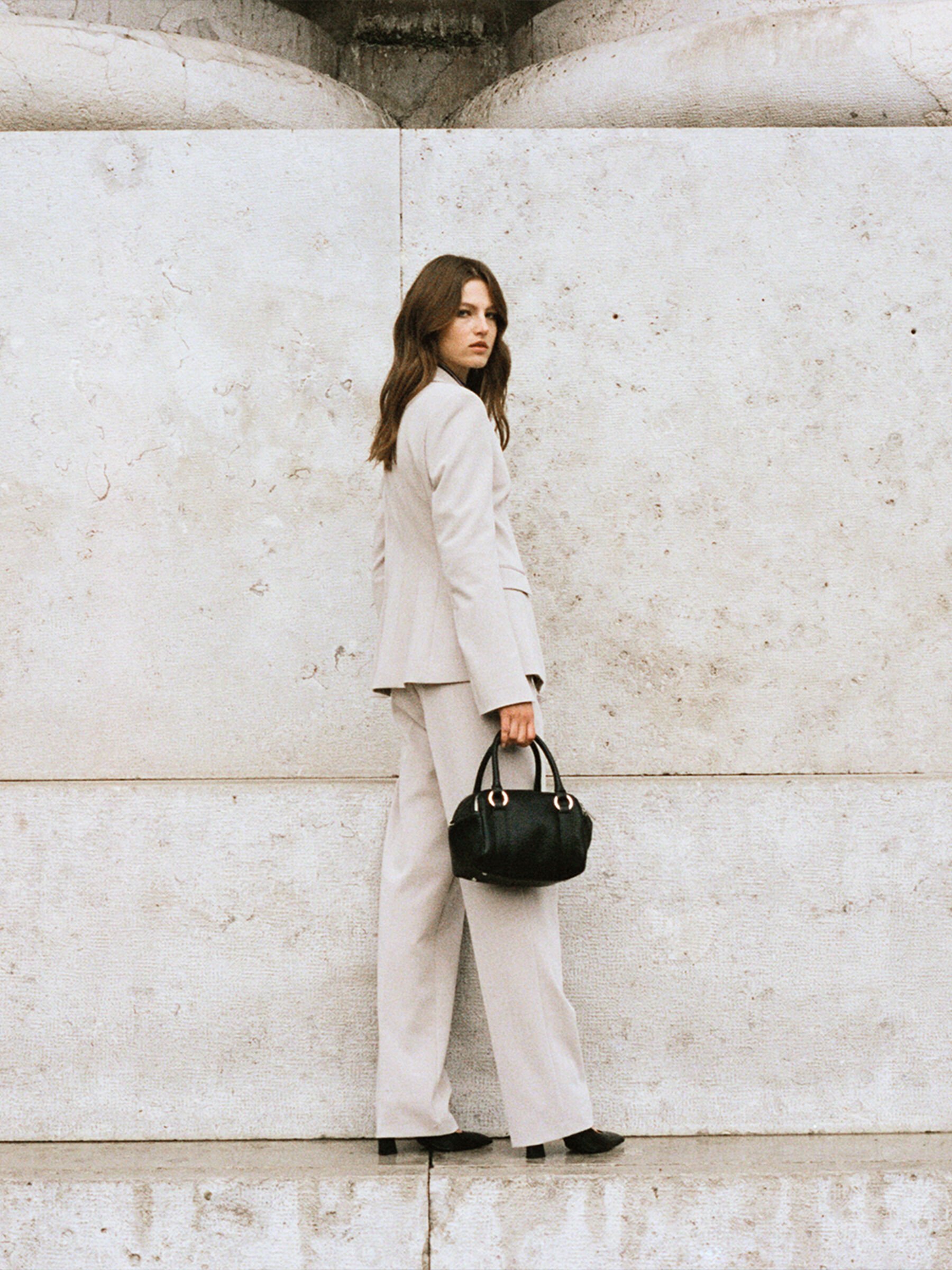 Women s Pants Suits Elegant and Formal Outfits Sisley