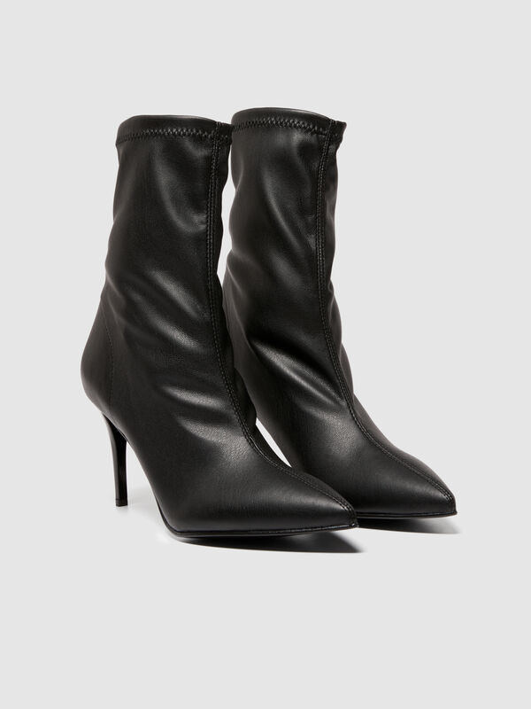 Stretch ankle boots