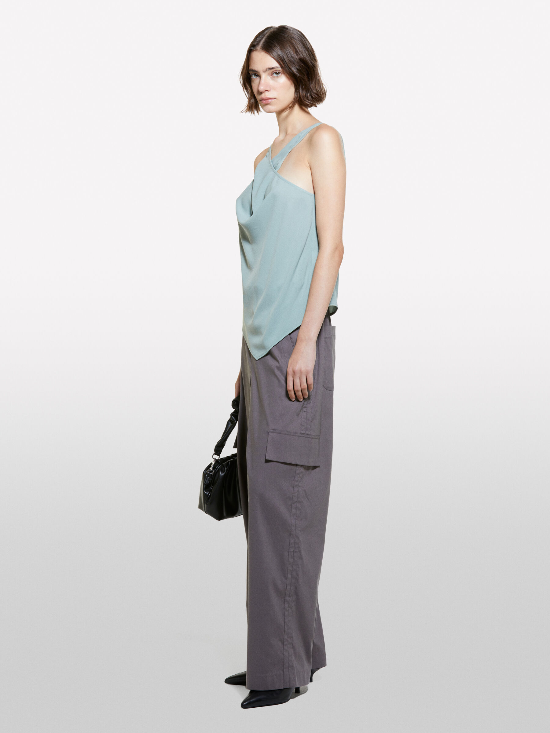 TOP Women image number null