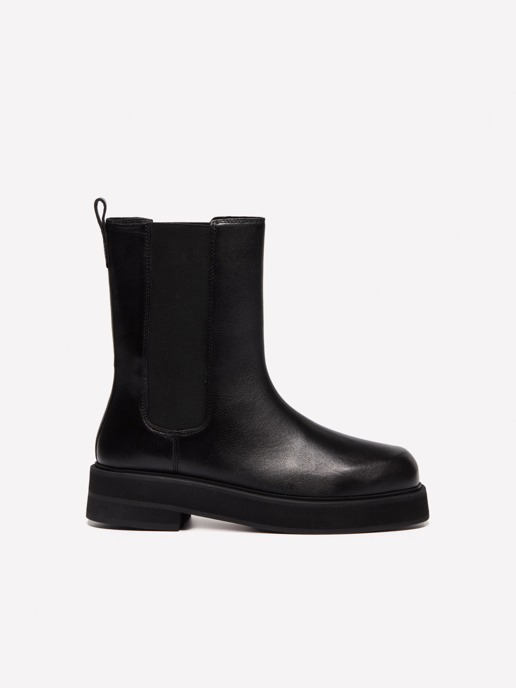 Leather Chelsea boots, Black - Sisley