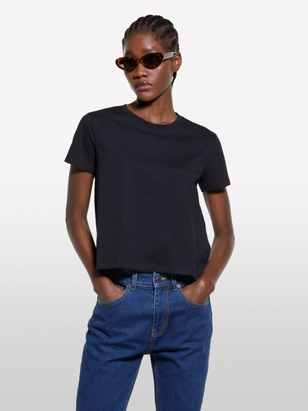 Black boxy fit t-shirt - women's short sleeve t-shirts | Sisley