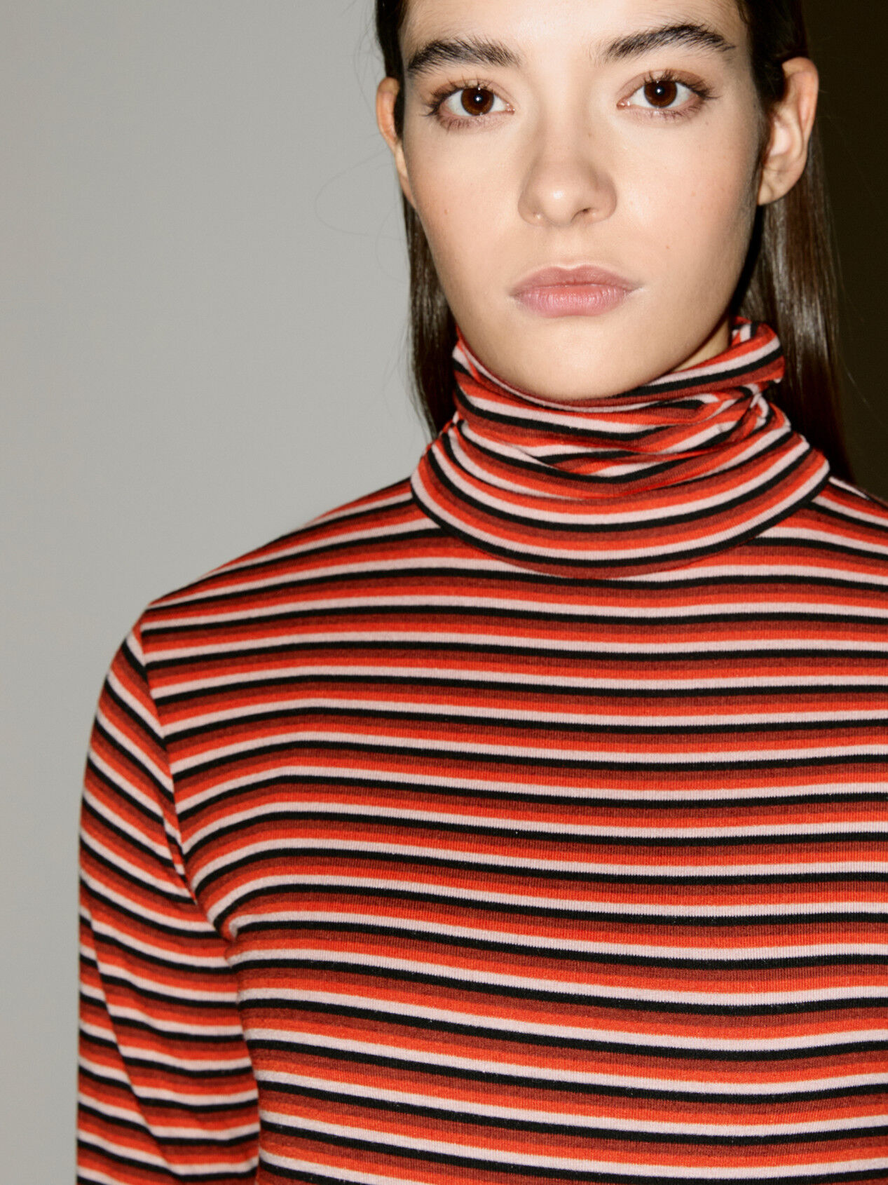 striped turtleneck red