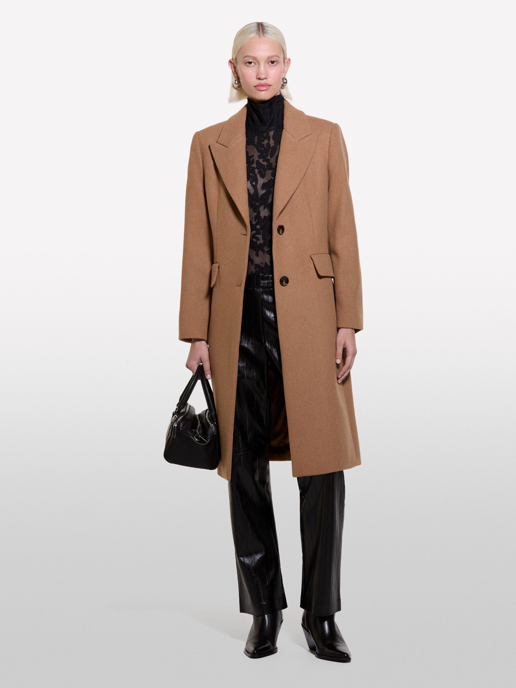 Women Coats long and short elegant and casual Sisley