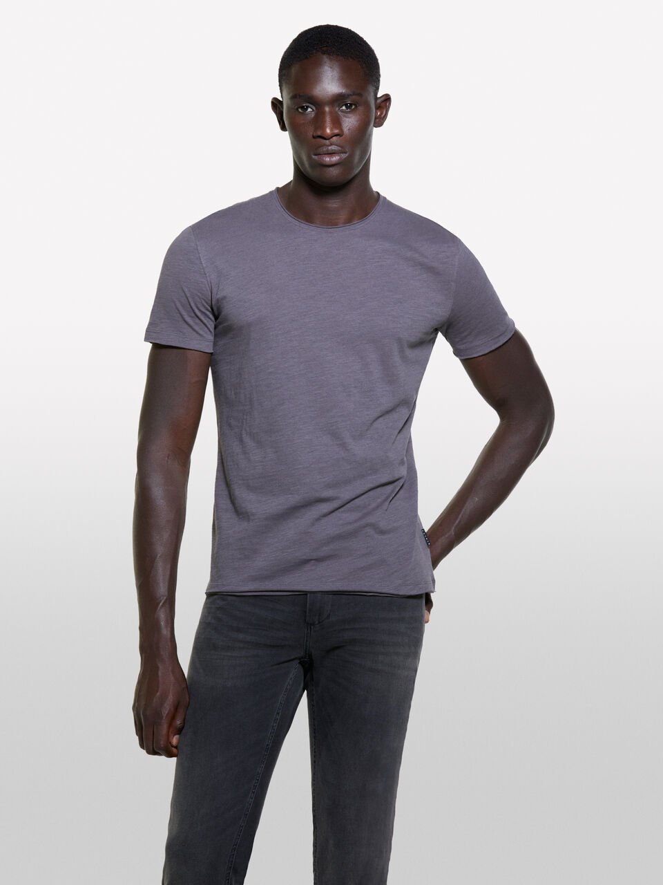 TROUSERS Men image number null