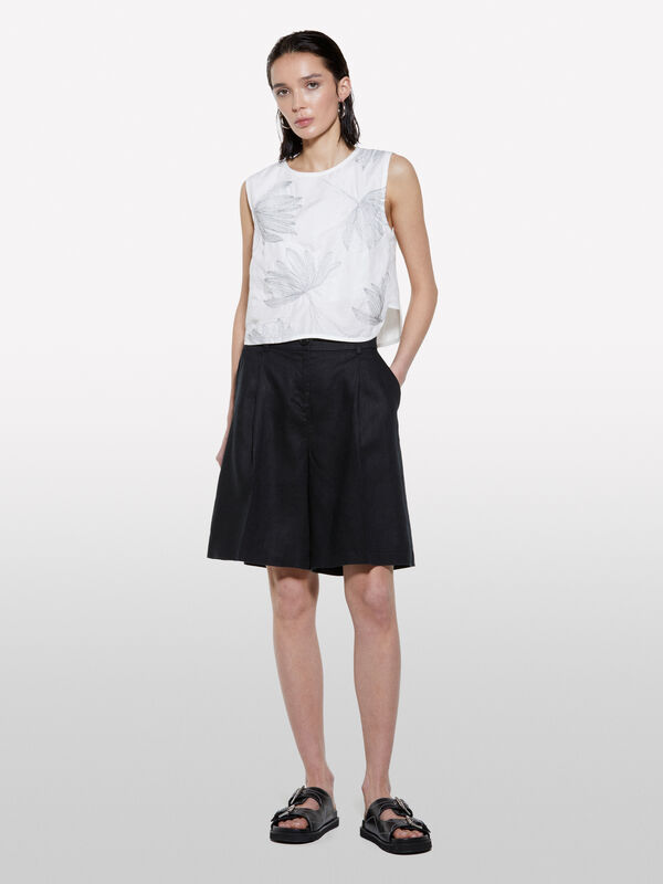 Black bermudas in 100% linen - women's shorts | Sisley