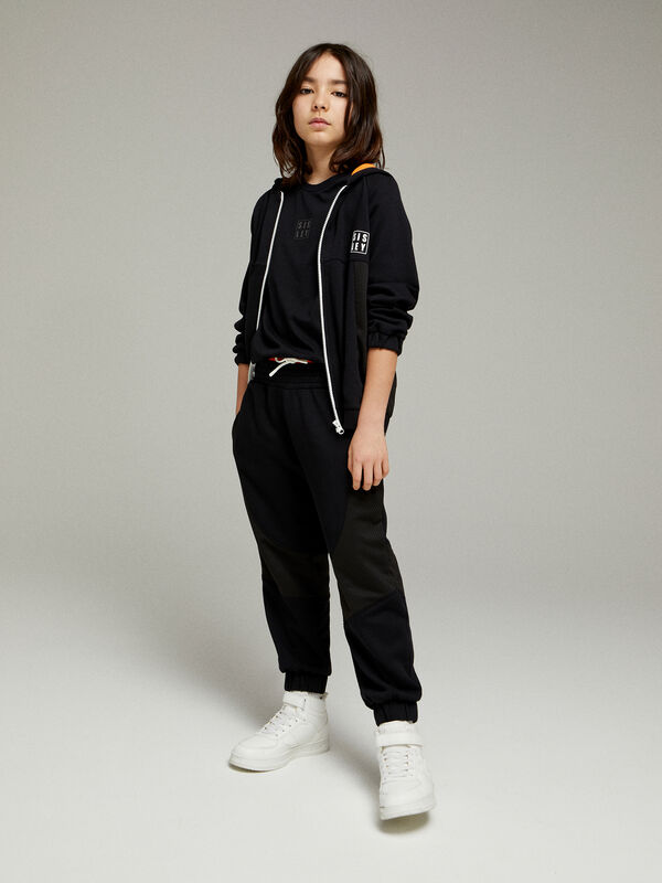Sporty joggers - boys' trousers | Sisley Young