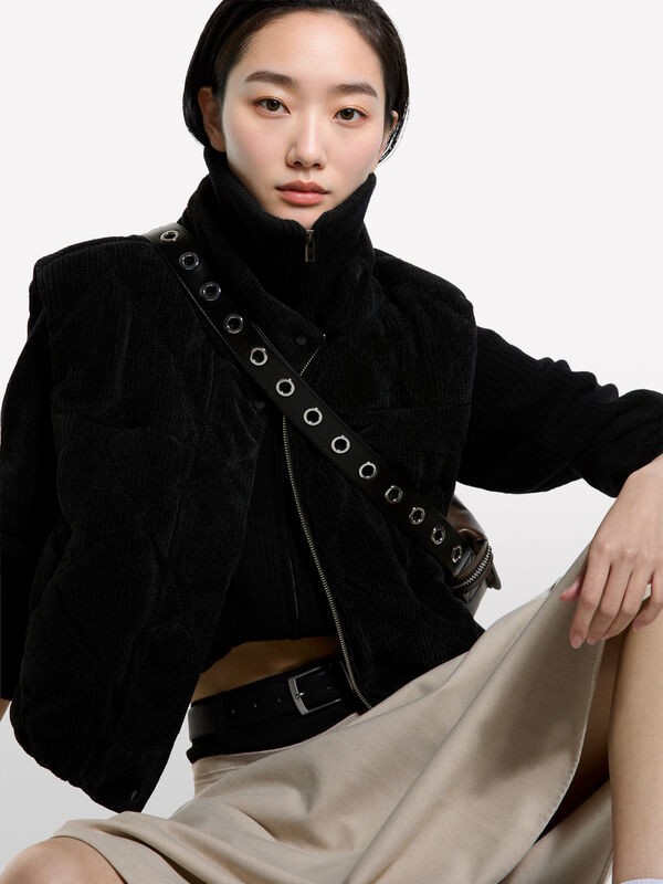 Padded tricot sleeveless jacket - Vests and sleeveless jackets | Sisley K