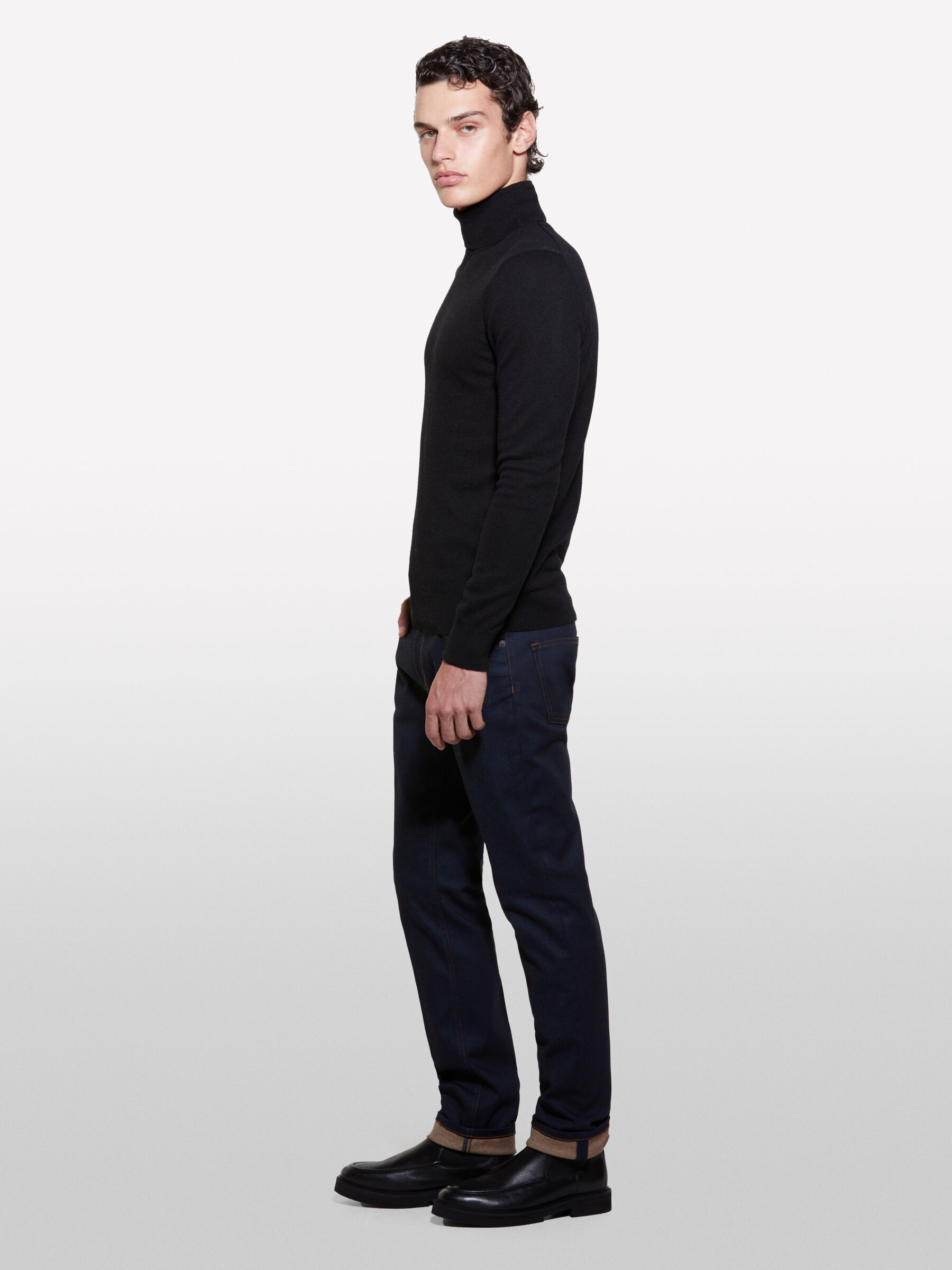 TURTLE NECK SW. L/S Men image number null