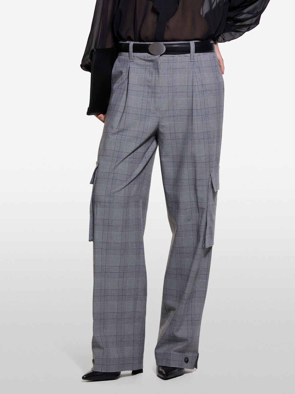 TROUSERS Women image number null