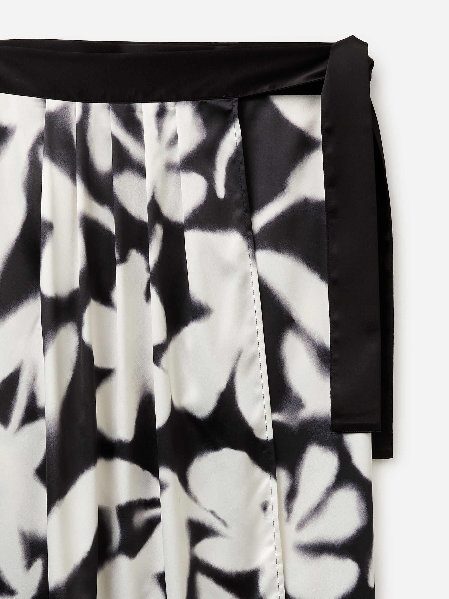 PAREO - SHAWLS Women image number null