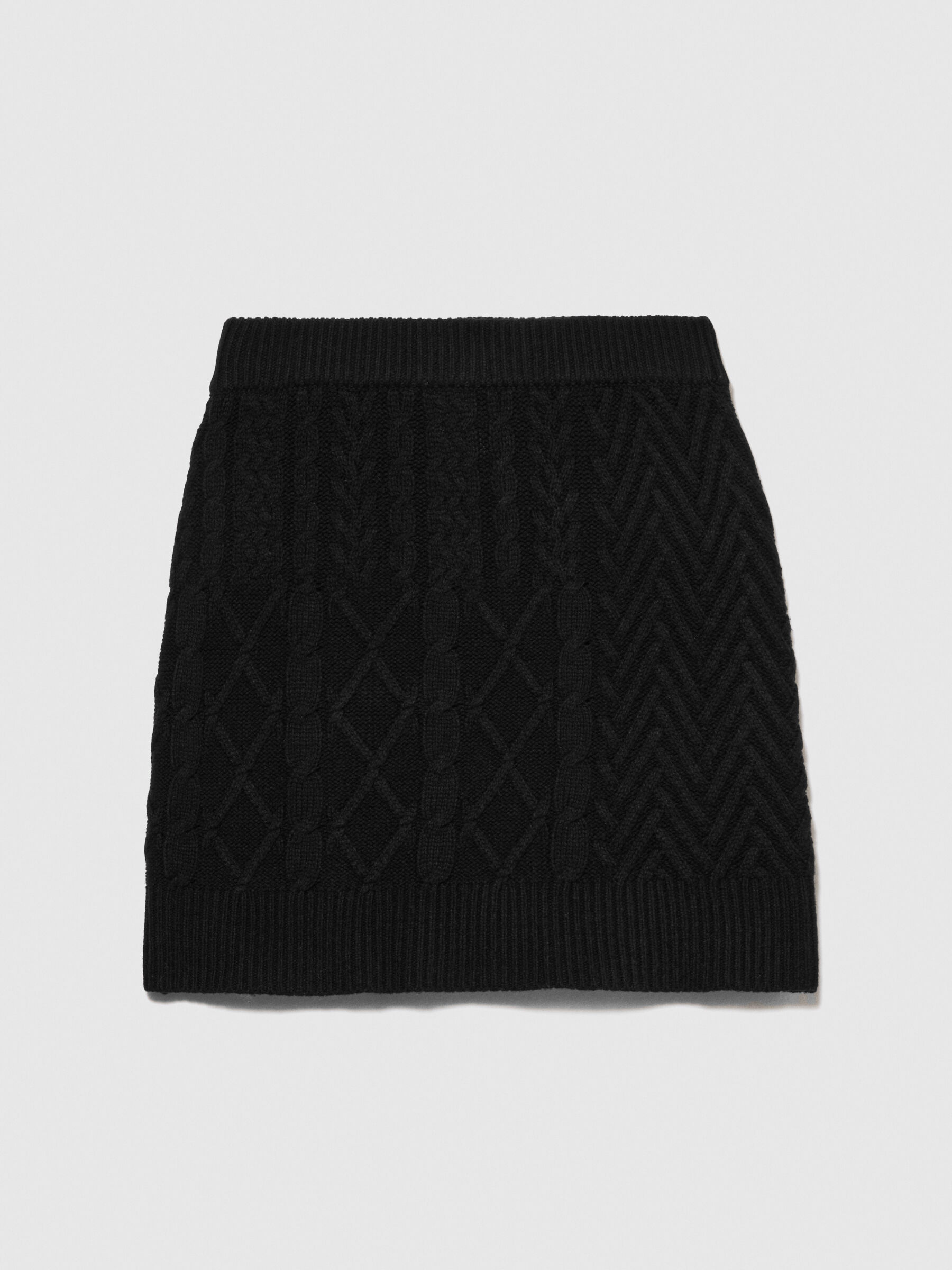 Long black sweater knit skirt discount