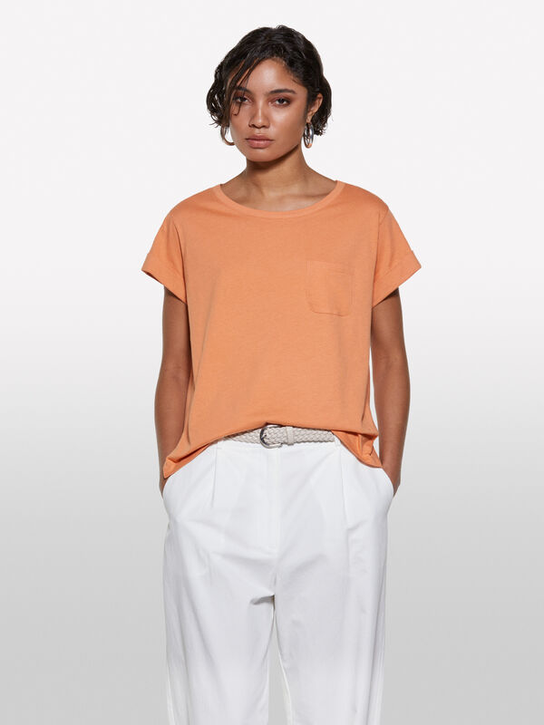 Orange t-shirt with pocket - women's short sleeve t-shirts | Sisley