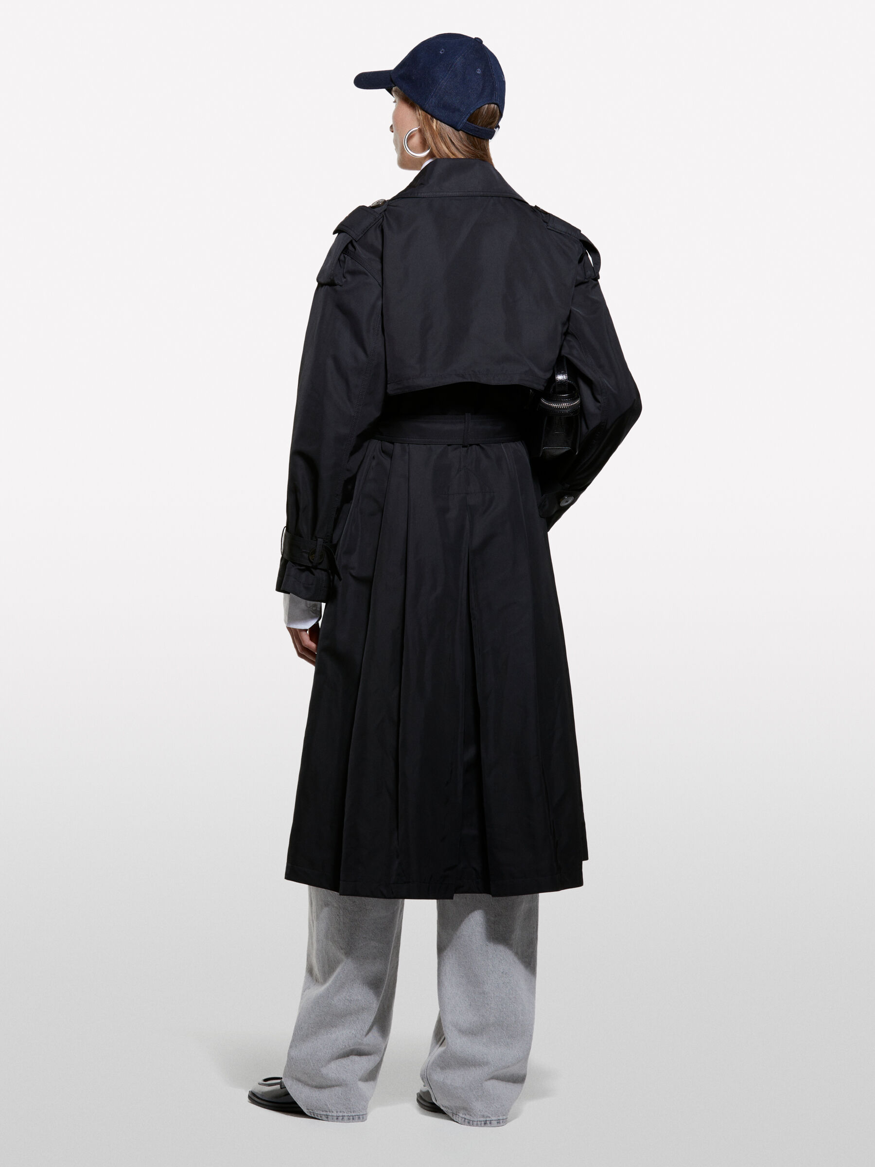 COAT Women image number null