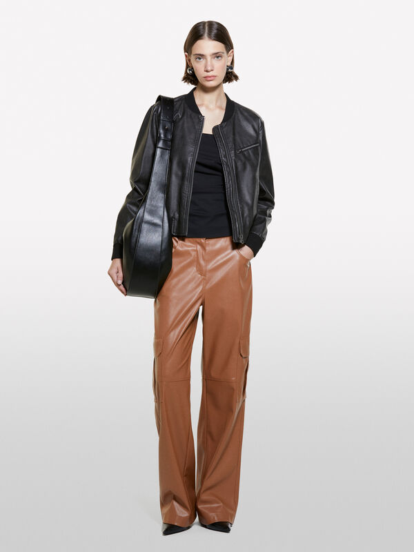 Straight fit camel cargo trousers - women's regular fit trousers | Sisley