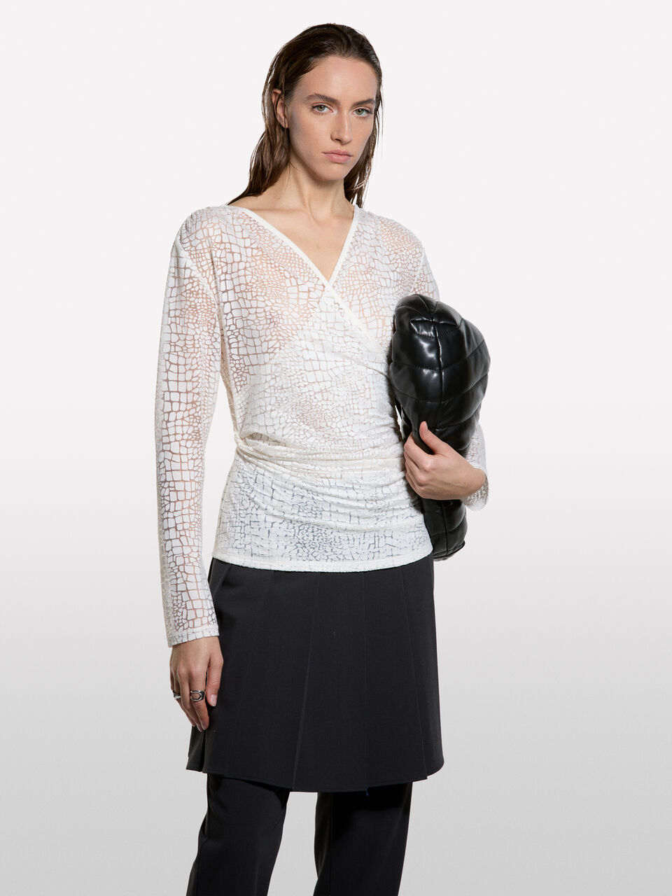 V NECK SWEATER L/S Women image number null