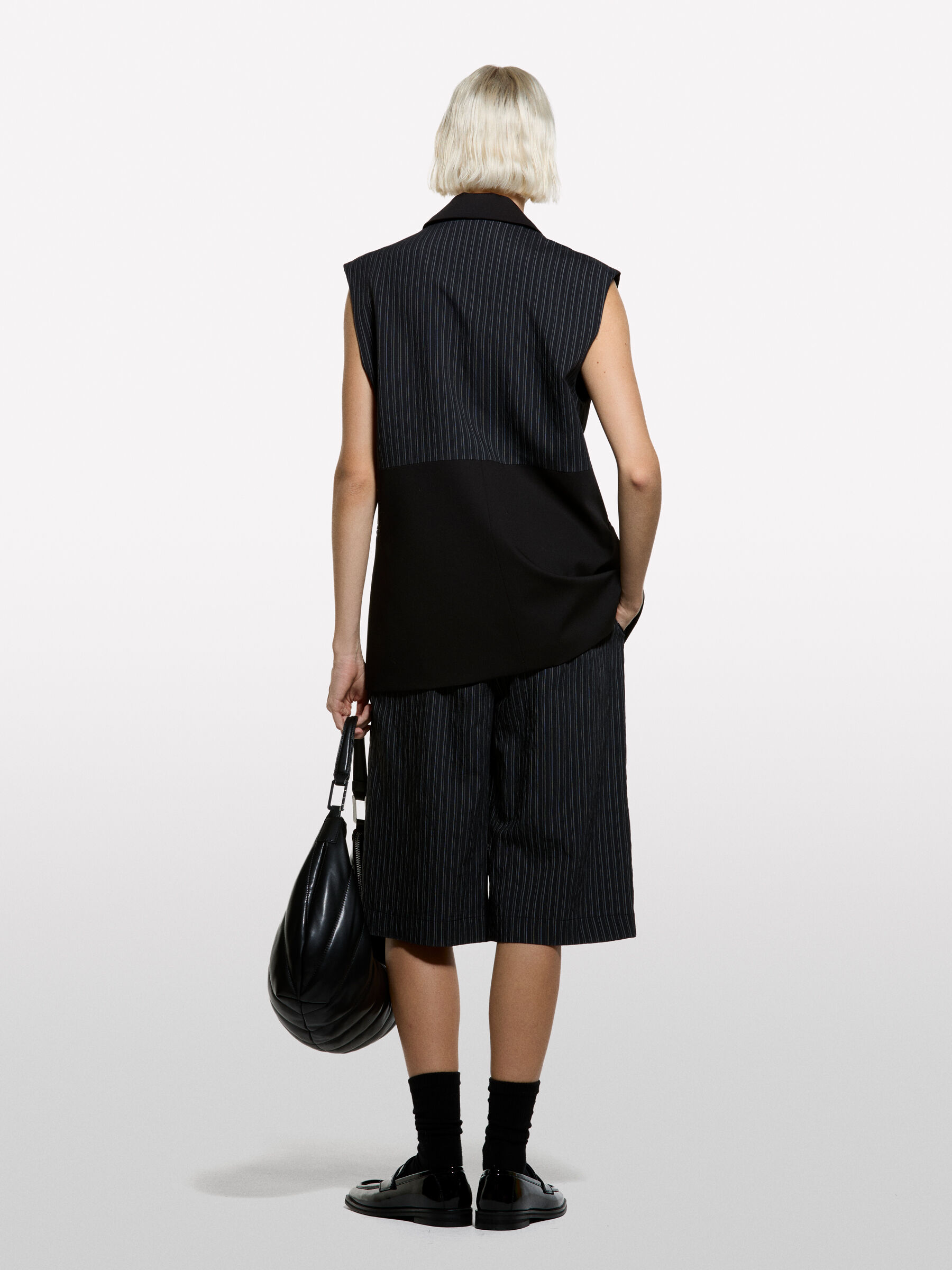 BERMUDA Women image number null