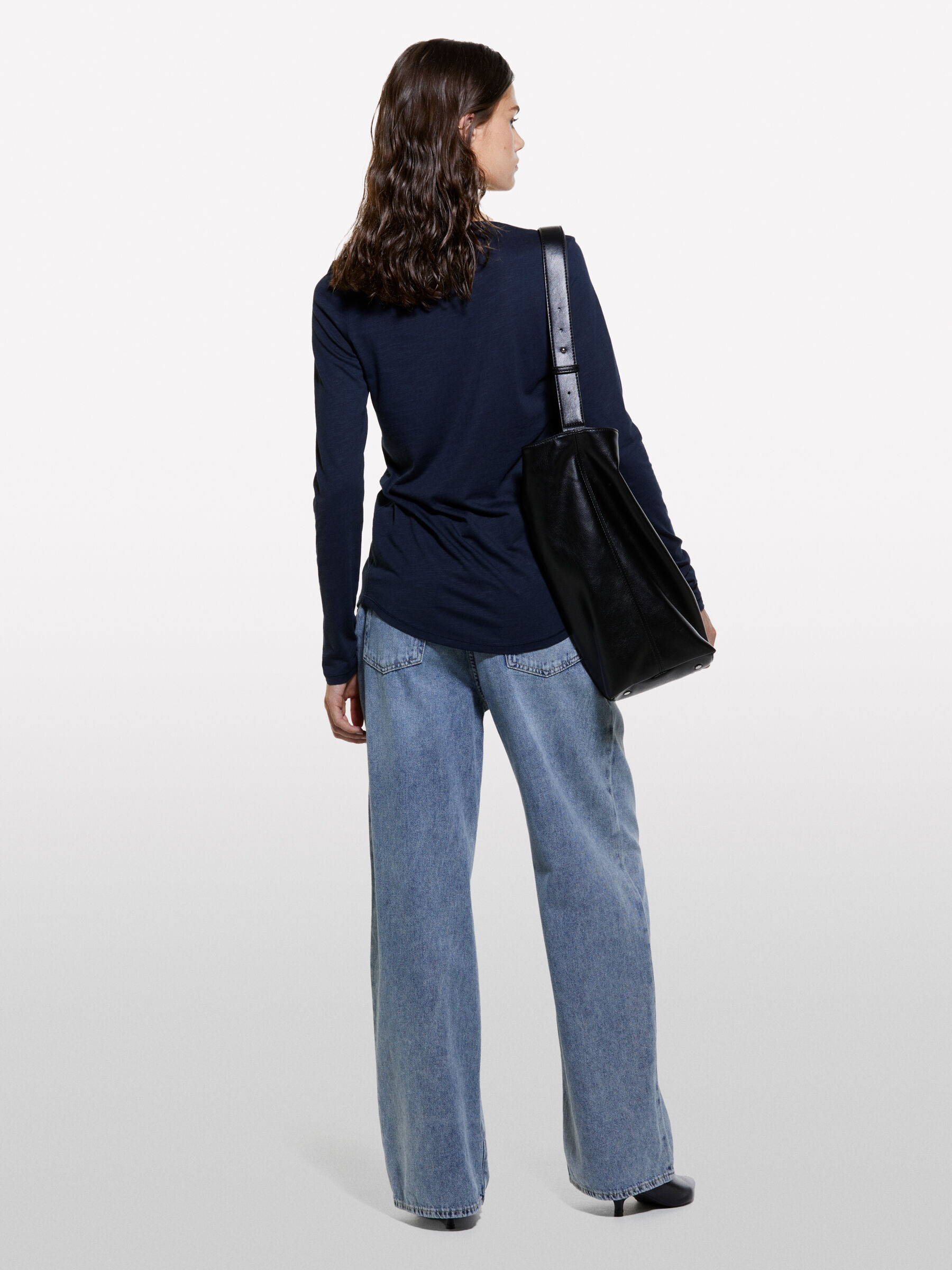 T-SHIRT L/S Women image number null