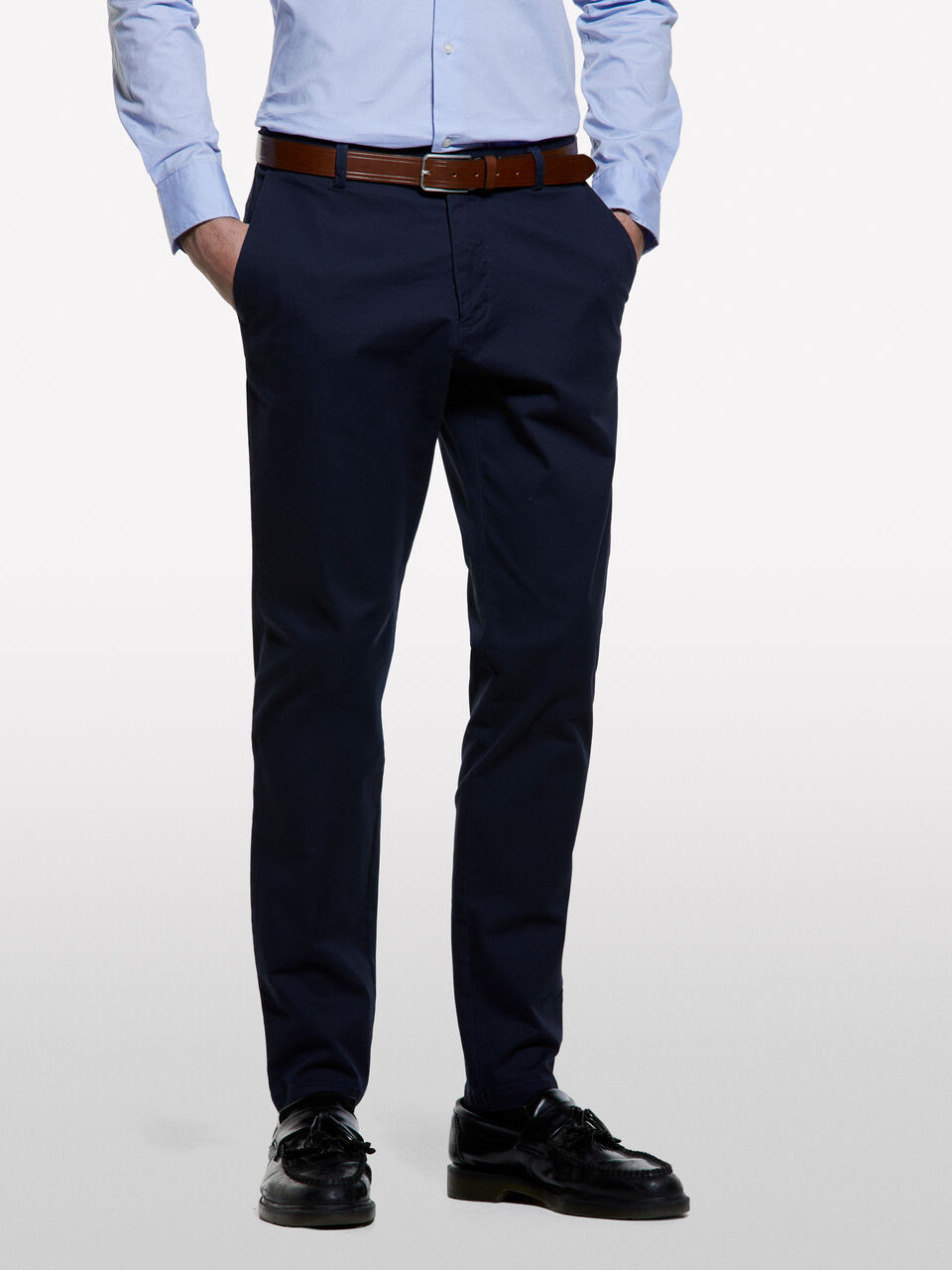 TROUSERS Men image number null