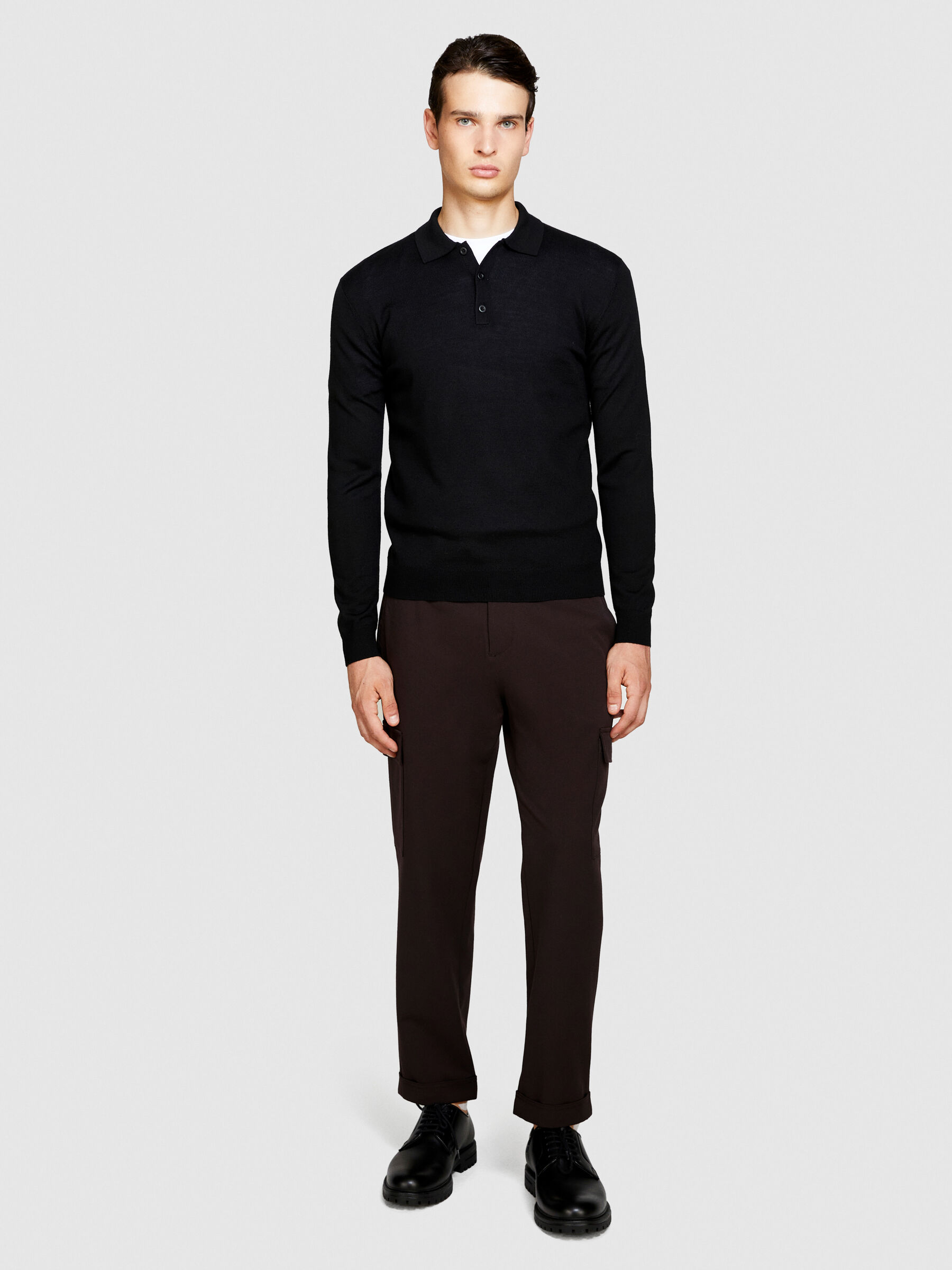 Slim fit sales black sweater