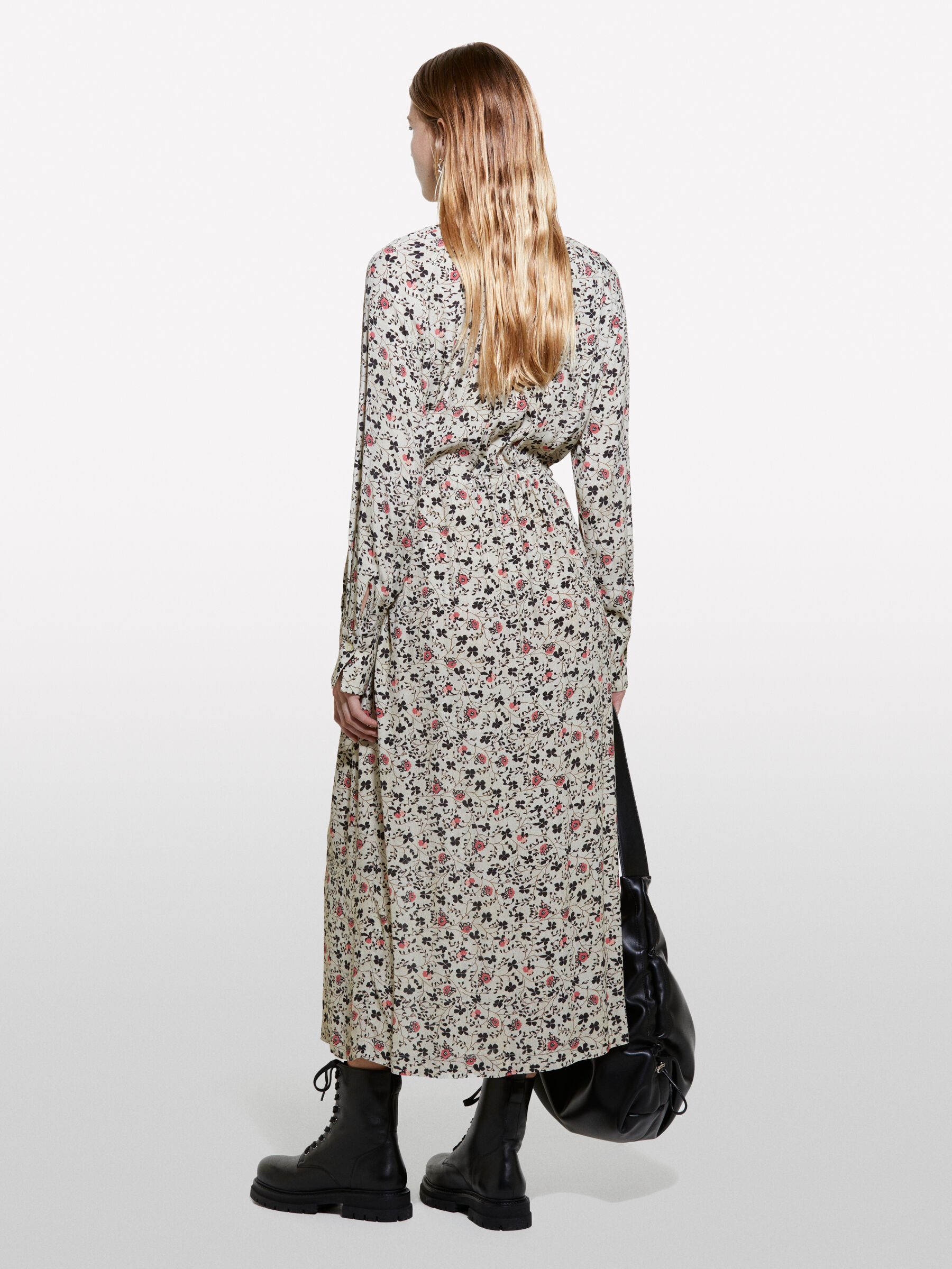 DRESS Women image number null