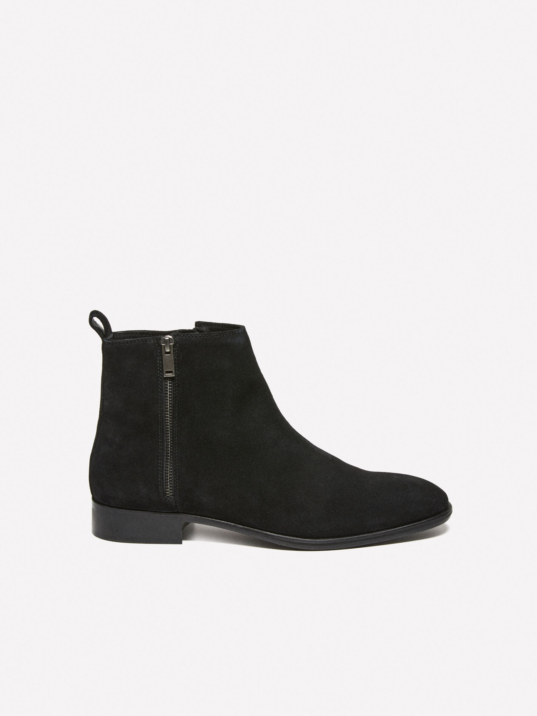 BOOT Men image number null
