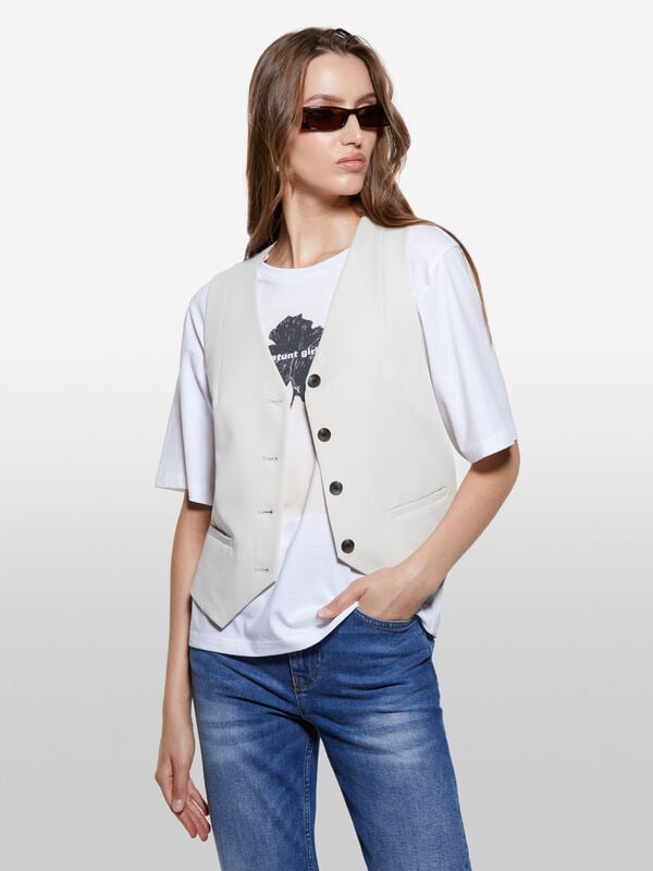 Beige slim fit vest - women's vests and sleeveless jackets | Sisley