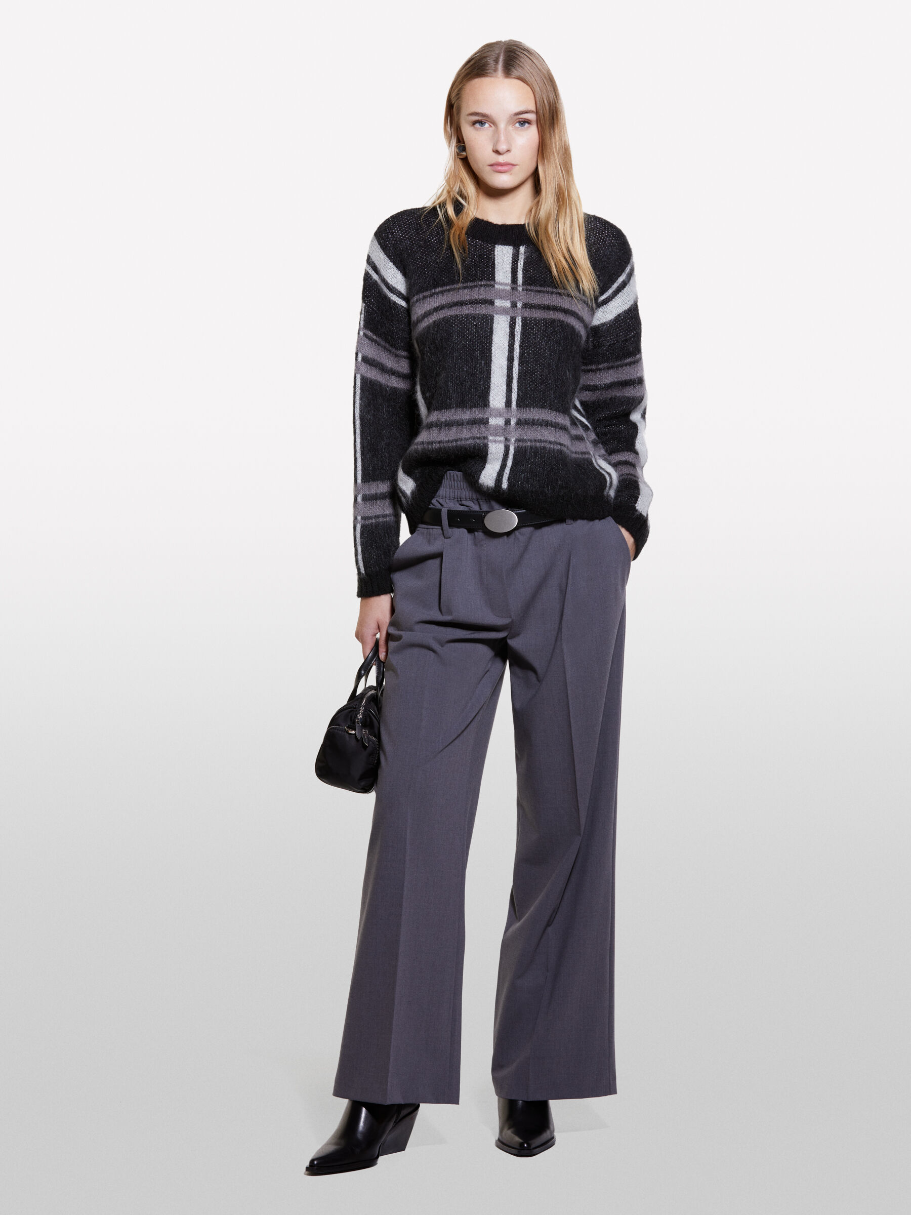 SWEATER L/S Women image number null