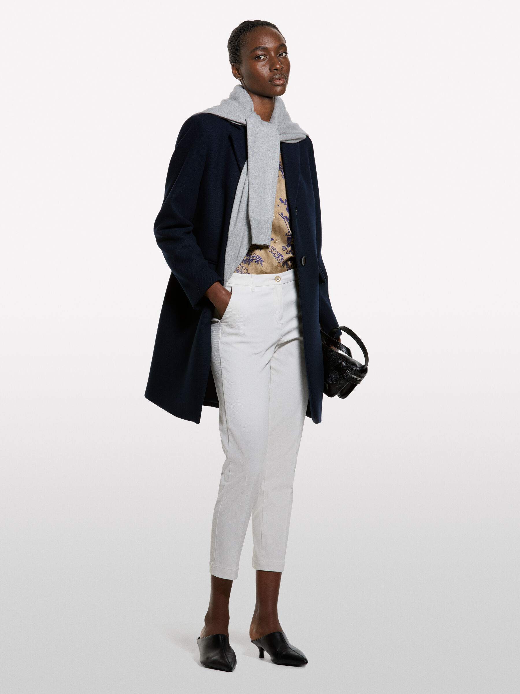 TROUSERS Women image number null