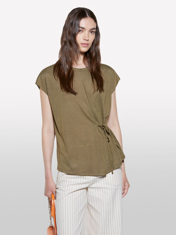 Military green t-shirt with laces - women's short sleeve t-shirts | Sisley