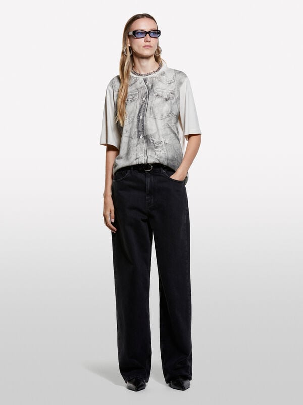 Dove gray t-shirt with denim look print Dove gray t-shirt with denim look print - women's short sleeve t-shirts | Sisley